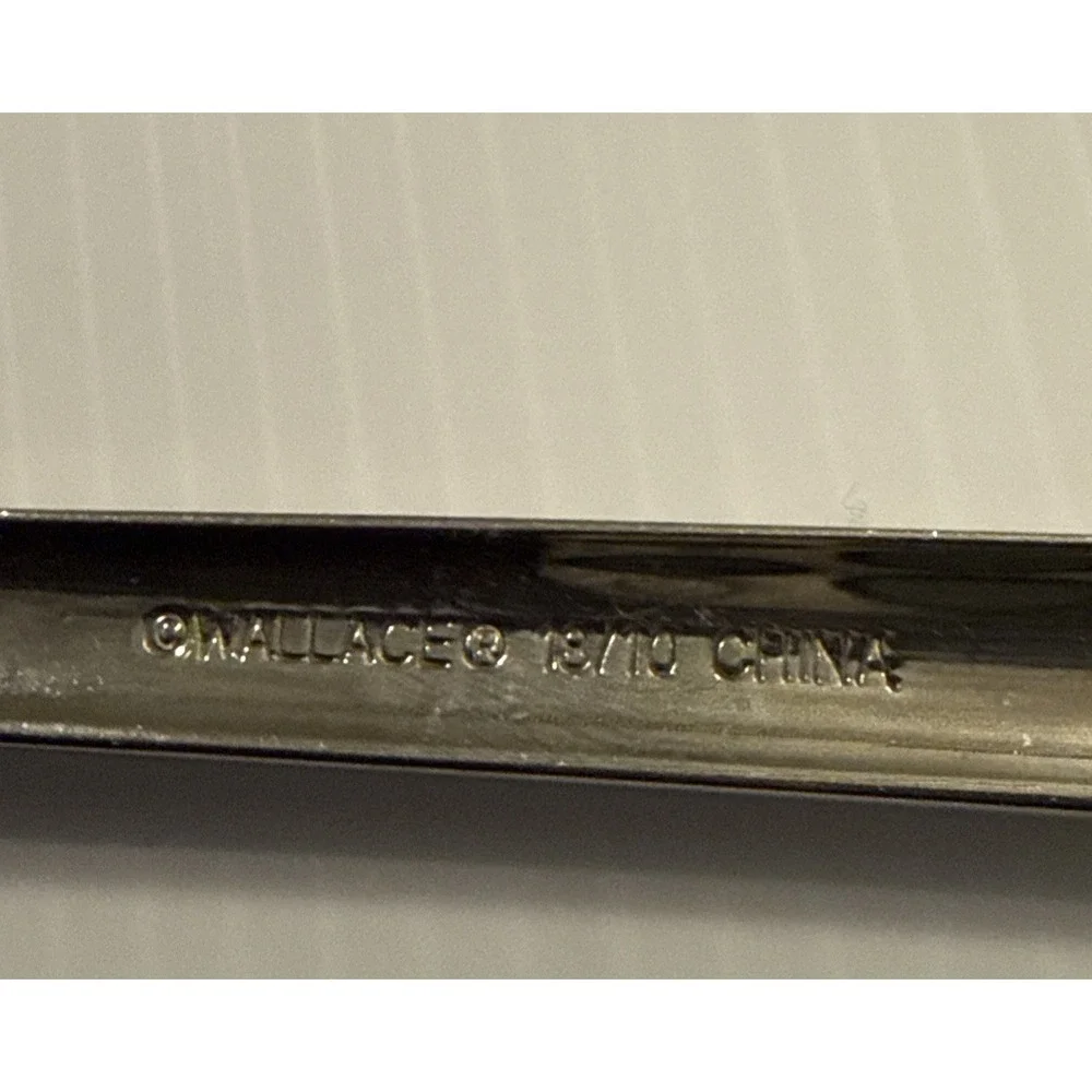 Wallace signs use